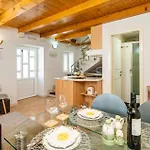 Tatil Evi Gorgeous In With Wifi Komolac
