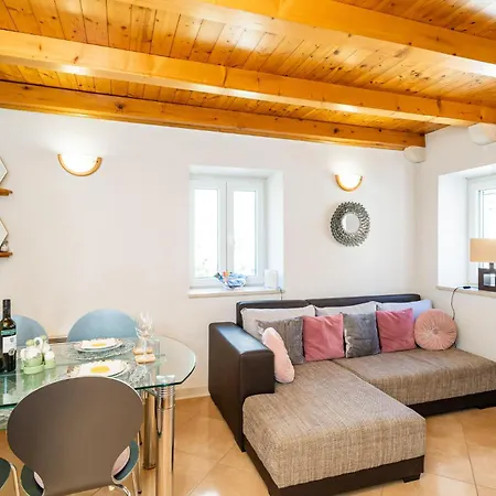 Σπίτι διακοπών 1 Bedroom Amazing In *