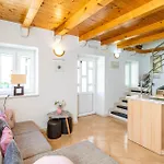 Gorgeous In With Wifi Komolac