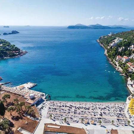 1 Bedroom Amazing In *