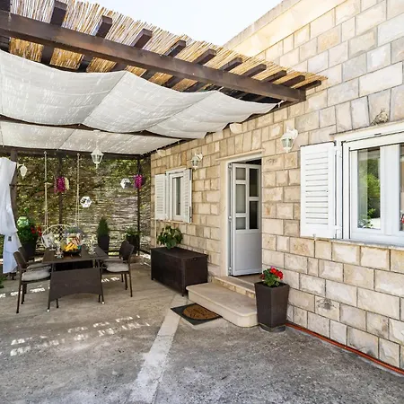 بيت للعطل 1 Bedroom Amazing In *