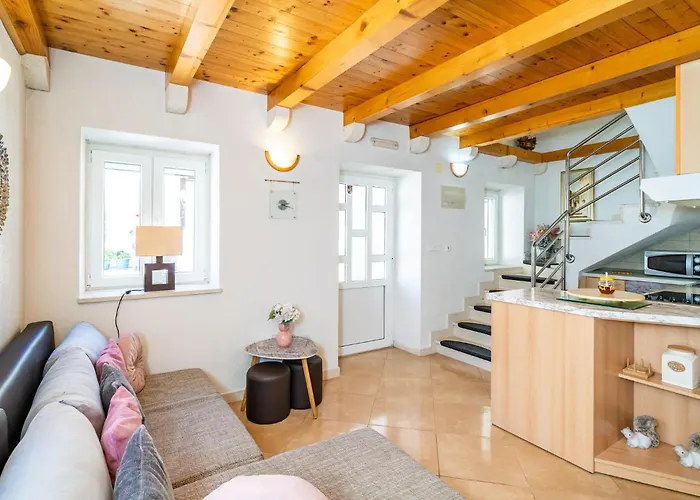 1 Bedroom Amazing In Komolac